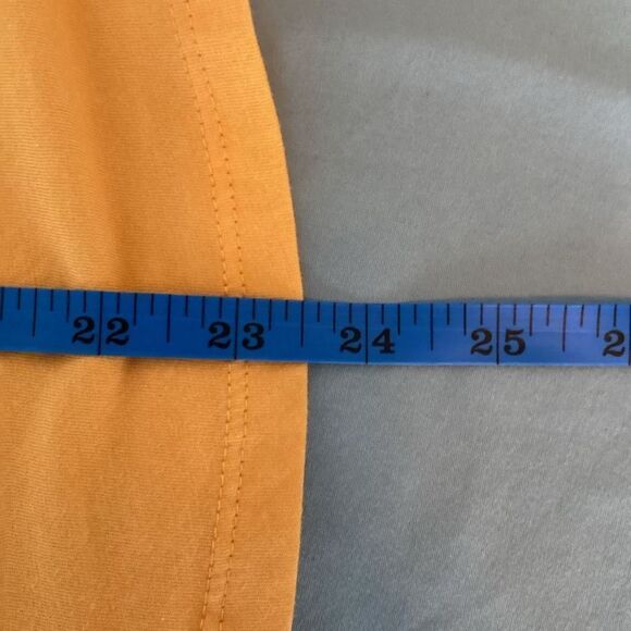 Ladies NHL Nashville Predators Hockey Long Sleeved‎ Tee Shirt small Gold - Picture 6 of 6